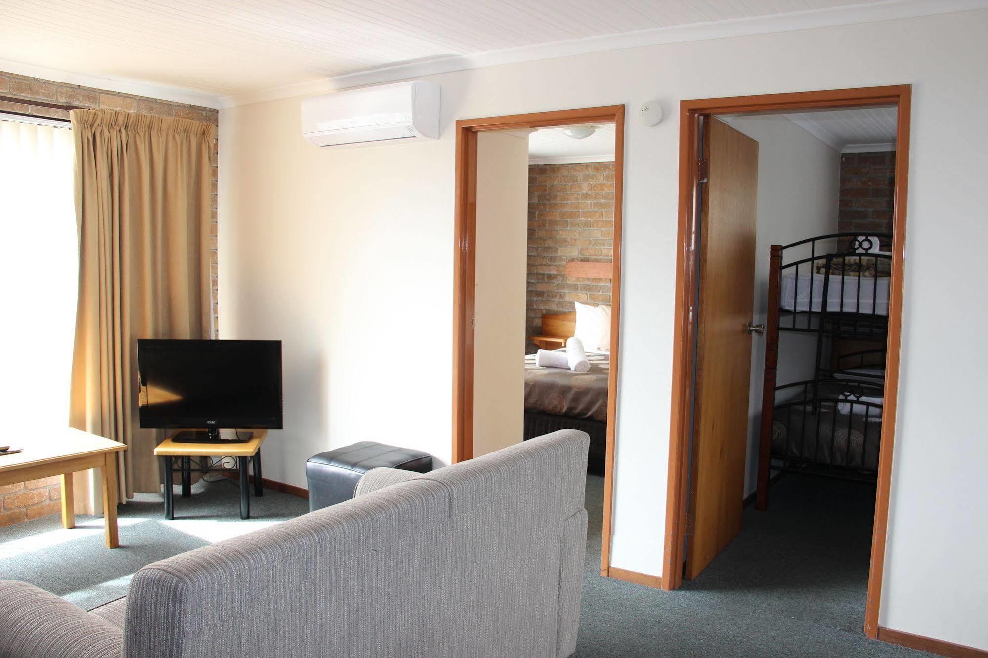 Burnie Ocean View Motel&Caravan Park Buitenkant foto
